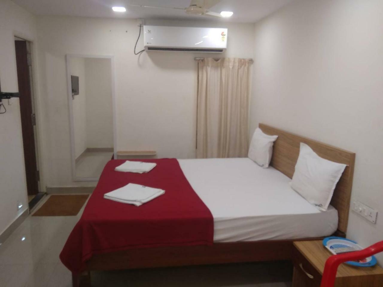 Raya'S Inn Kumbakonam Ngoại thất bức ảnh